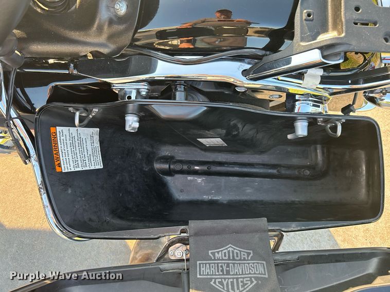 image for item KH9481 2017 Harley Davidson Electraglide  motorcycle