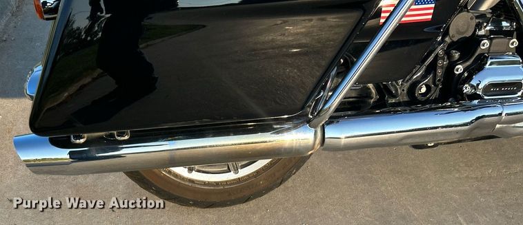 image for item KH9481 2017 Harley Davidson Electraglide  motorcycle