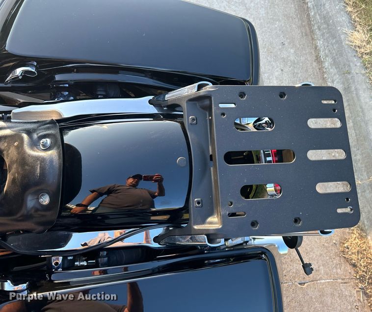 image for item KH9482 2017 Harley Davidson Electraglide  motorcycle