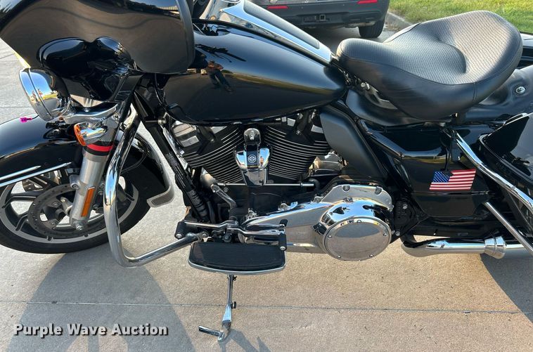 image for item KH9482 2017 Harley Davidson Electraglide  motorcycle