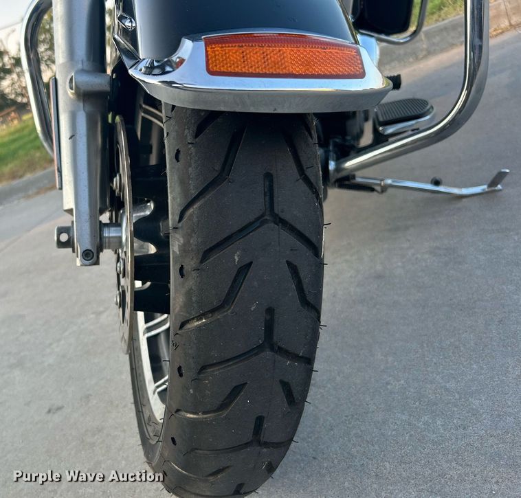 image for item KH9483 2017 Harley Davidson Electraglide  motorcycle