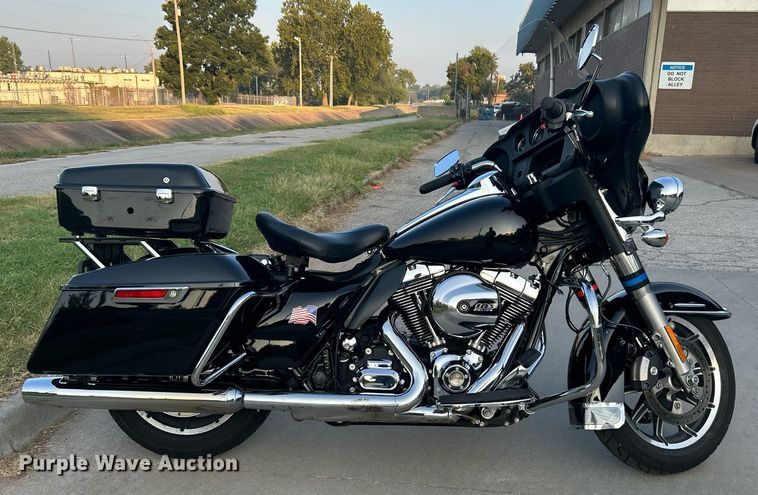 image for item KH9484 2014 Harley Davidson Electraglide  motorcycle