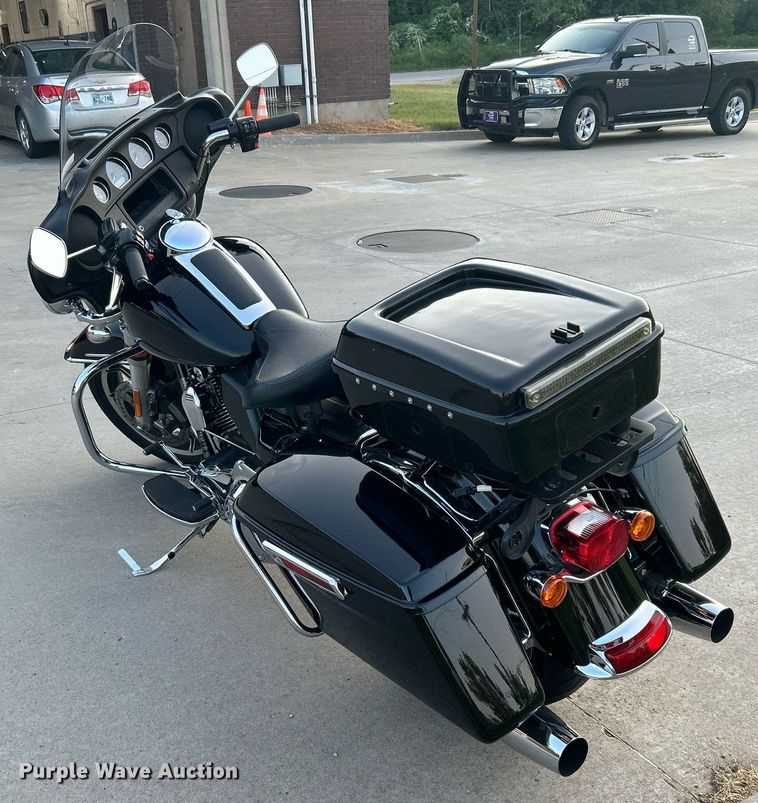 image for item KH9484 2014 Harley Davidson Electraglide  motorcycle