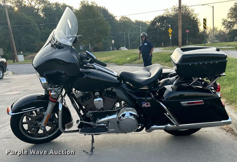 image for item KH9484 2014 Harley Davidson Electraglide  motorcycle