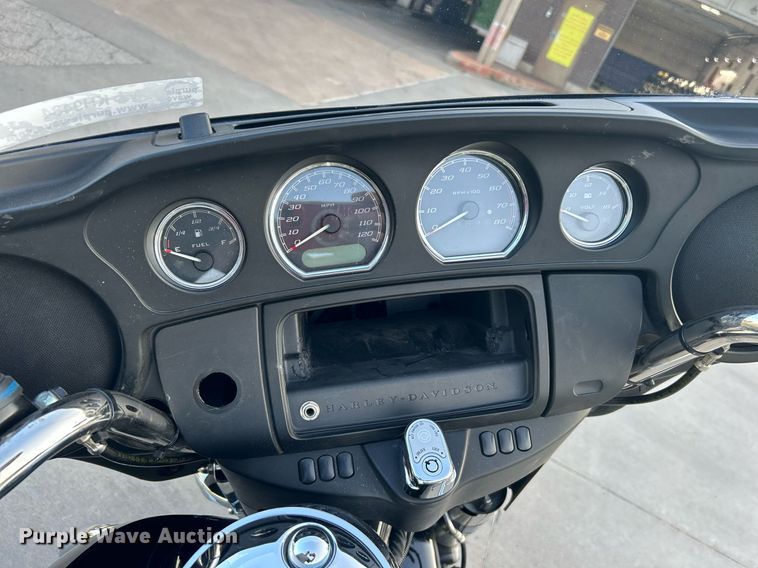 image for item KH9484 2014 Harley Davidson Electraglide  motorcycle