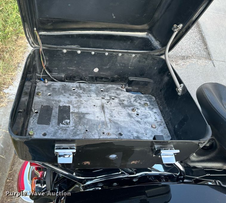 image for item KH9484 2014 Harley Davidson Electraglide  motorcycle