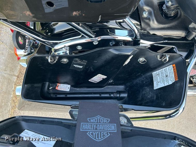 image for item KH9484 2014 Harley Davidson Electraglide  motorcycle