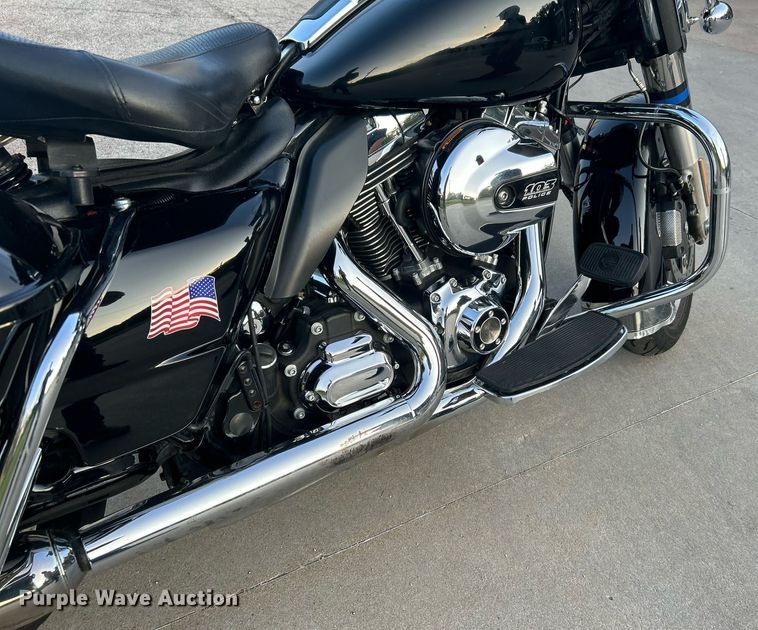 image for item KH9484 2014 Harley Davidson Electraglide  motorcycle