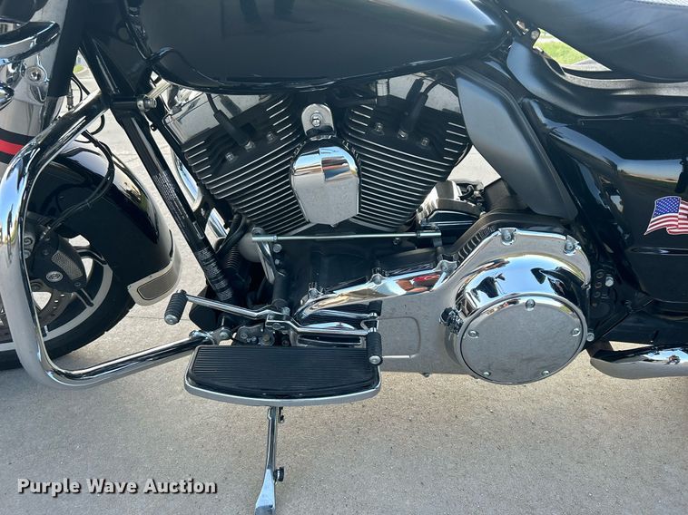 image for item KH9484 2014 Harley Davidson Electraglide  motorcycle