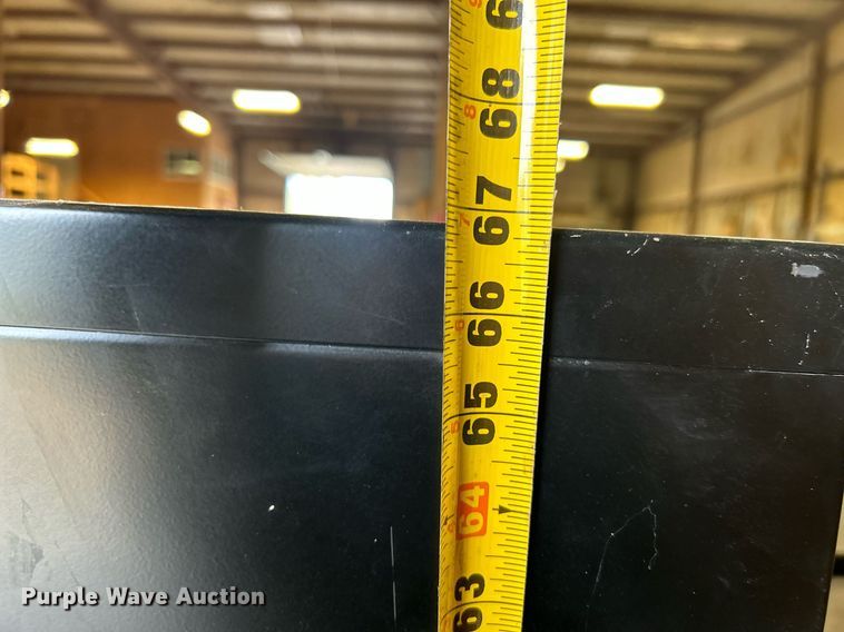 image for item KH9499 (16) file cabinets