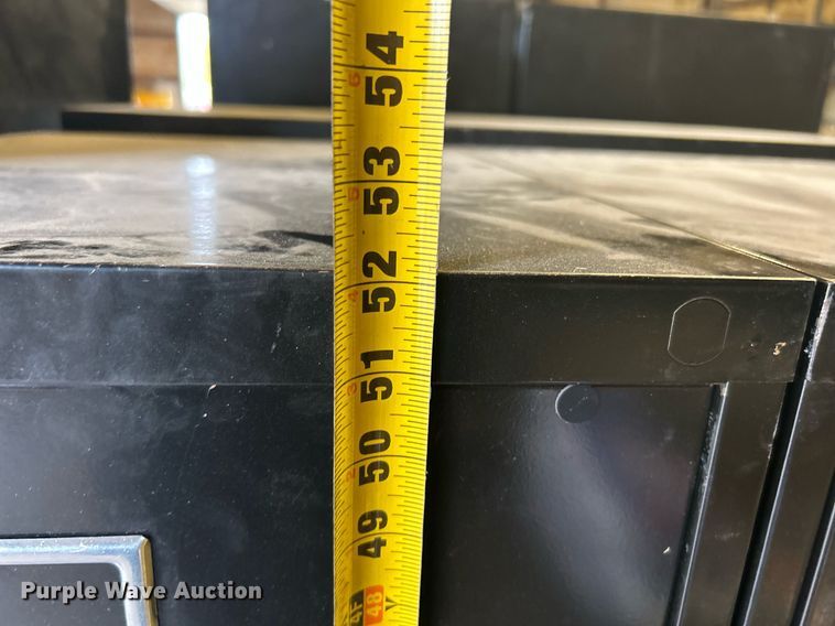 image for item KH9499 (16) file cabinets