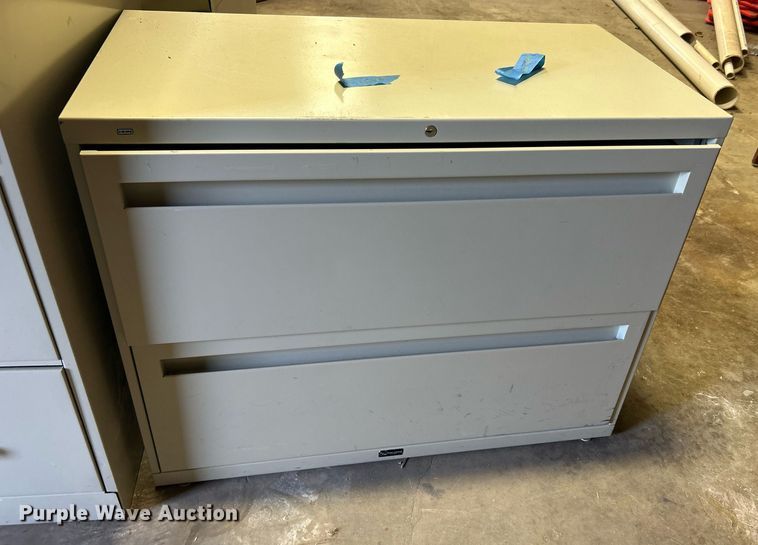 image for item KH9499 (16) file cabinets