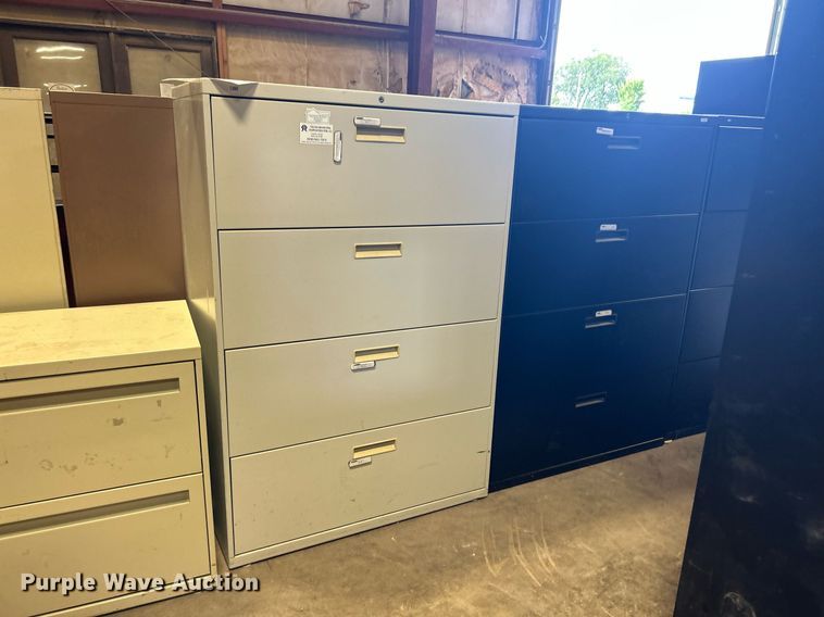 image for item KH9499 (16) file cabinets