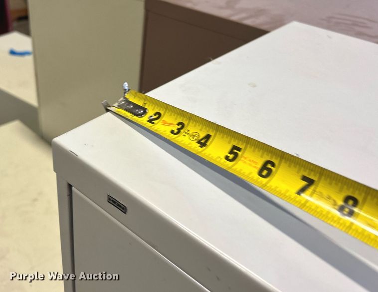 image for item KH9499 (16) file cabinets