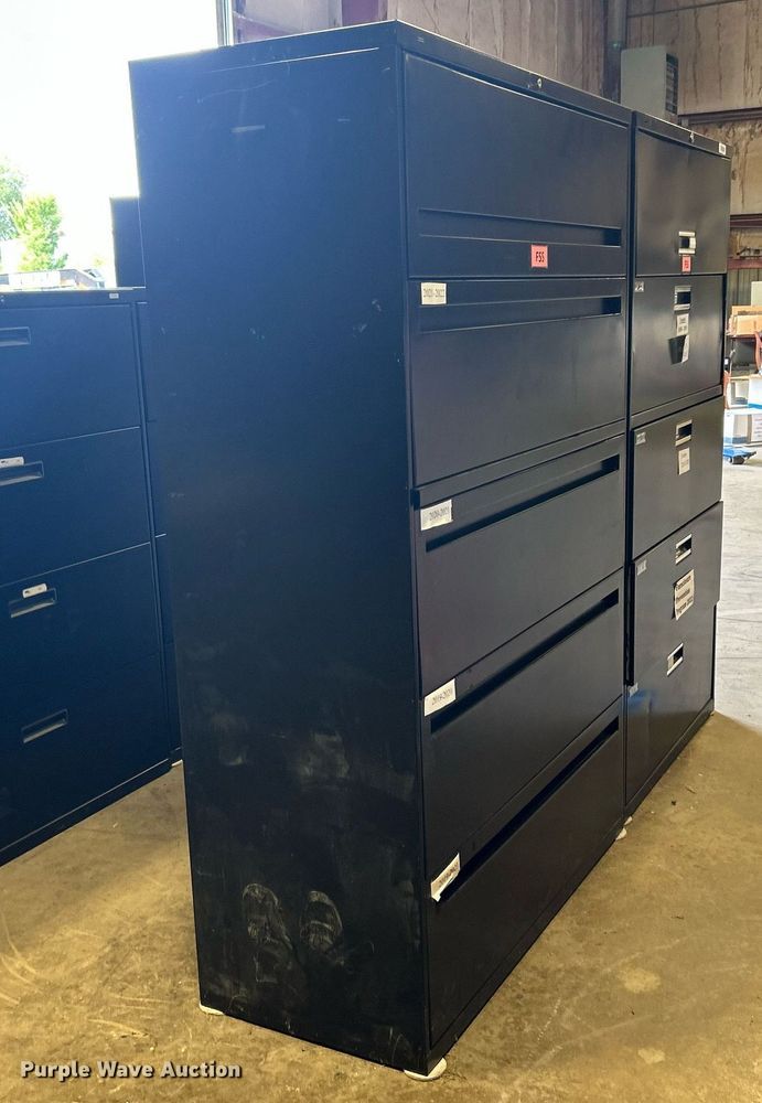 image for item KH9499 (16) file cabinets