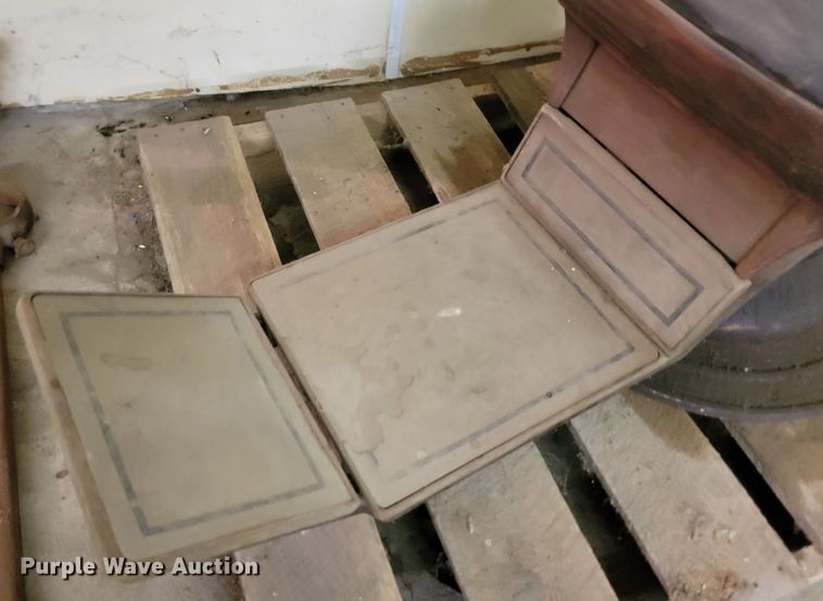 image for item KS9118 Barber chair