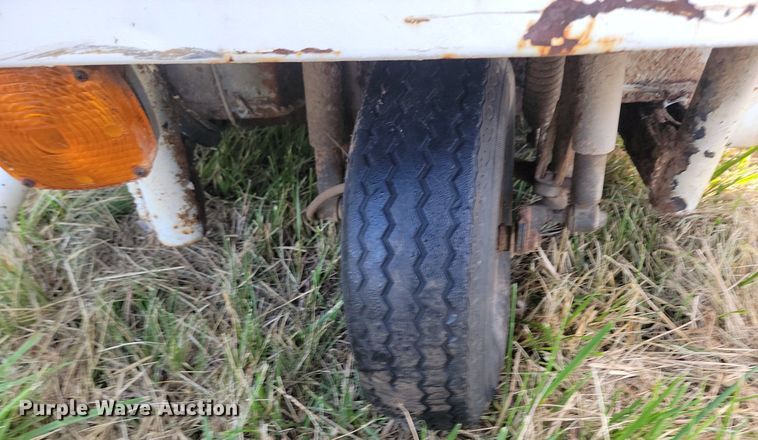 image for item KS9125 (4) utility vehicles