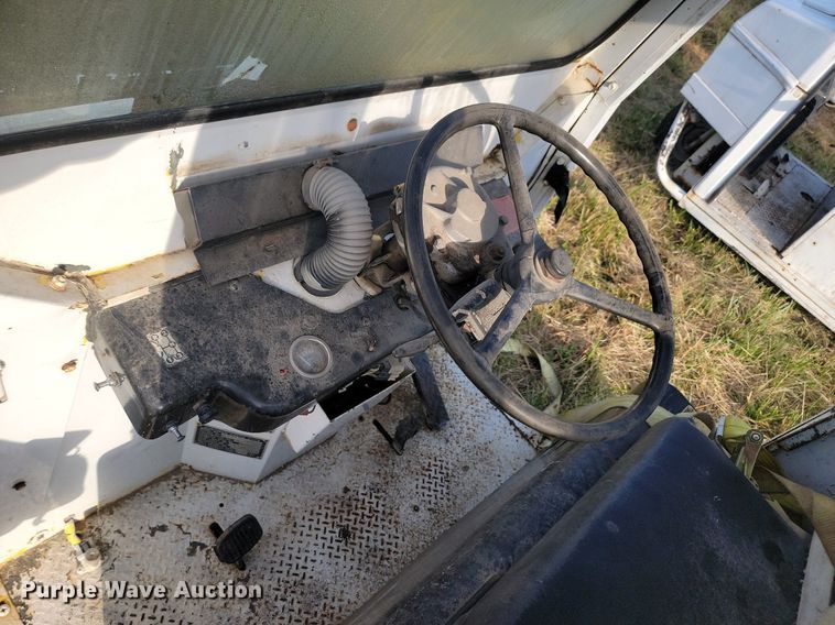 image for item KS9125 (4) utility vehicles