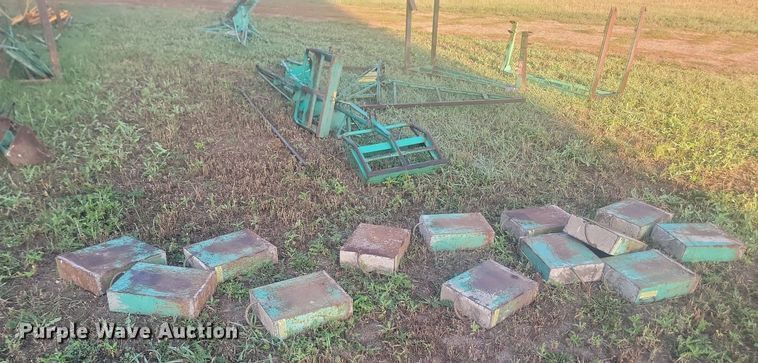 image for item KS9132 Garlock  material lift