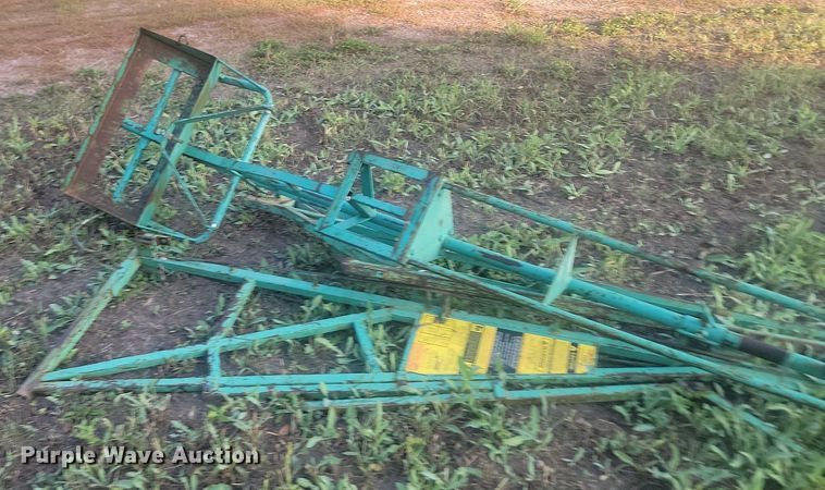 image for item KS9132 Garlock  material lift