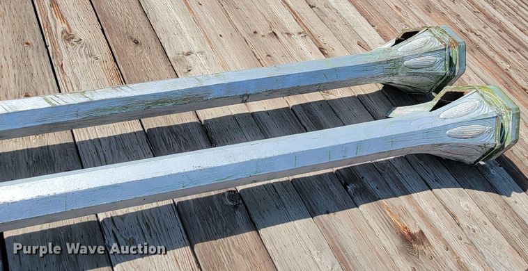 image for item KS9194 (2) 14' L light poles