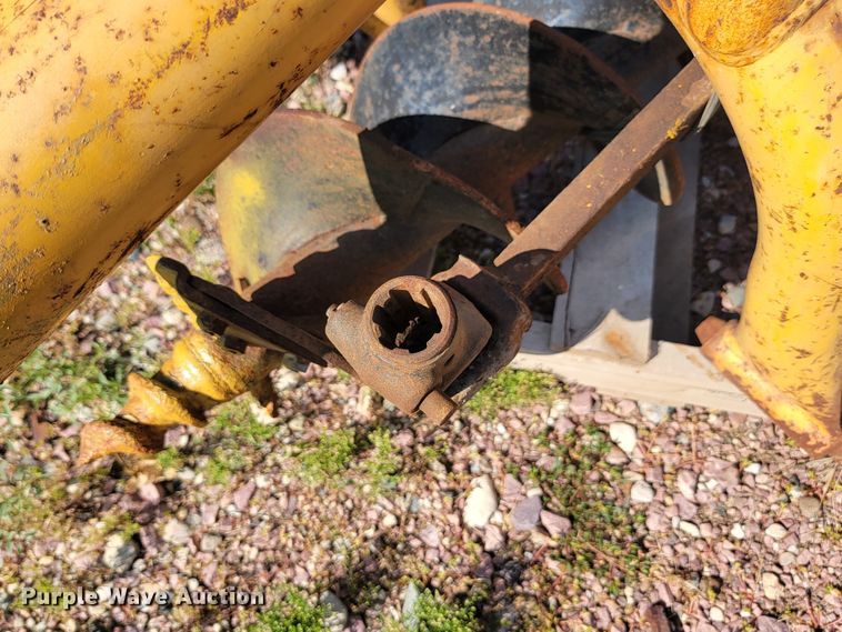 image for item KS9195 Danhauser  post hole digger