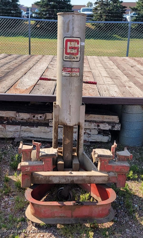 image for item KS9199 Grey TNT550   jack