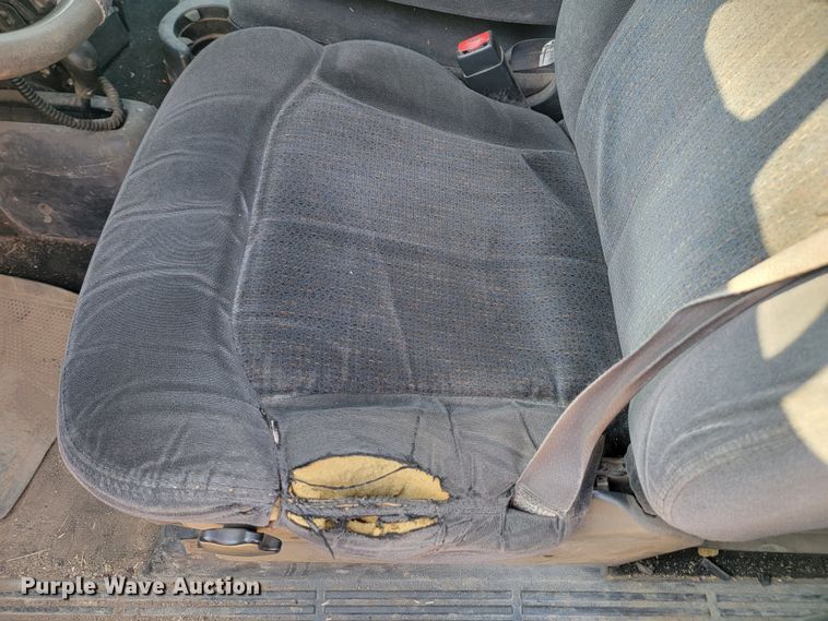 image for item KS9209 2002  Chevrolet Silverado 2500  Ext. Cab pickup truck