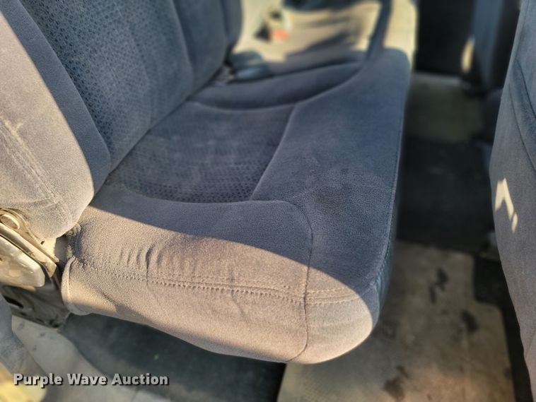 image for item KS9209 2002  Chevrolet Silverado 2500  Ext. Cab pickup truck