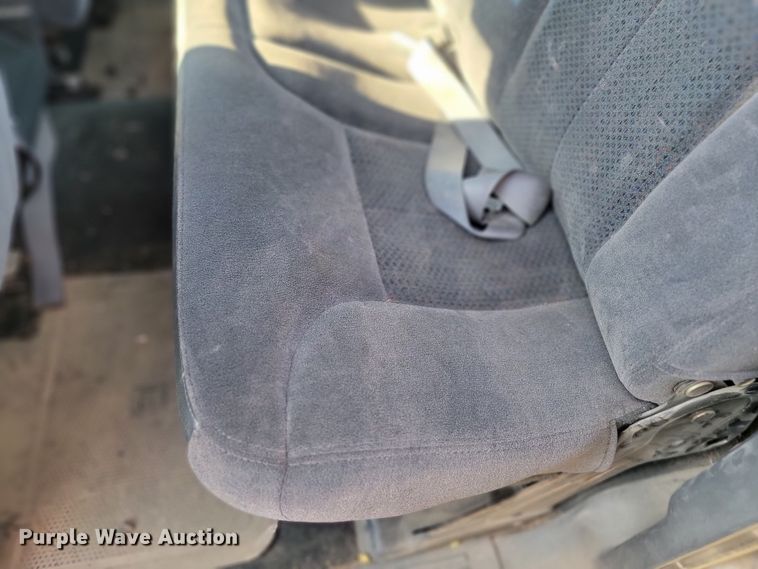 image for item KS9209 2002  Chevrolet Silverado 2500  Ext. Cab pickup truck