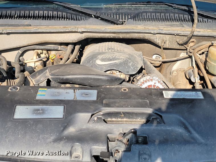 image for item KS9209 2002  Chevrolet Silverado 2500  Ext. Cab pickup truck