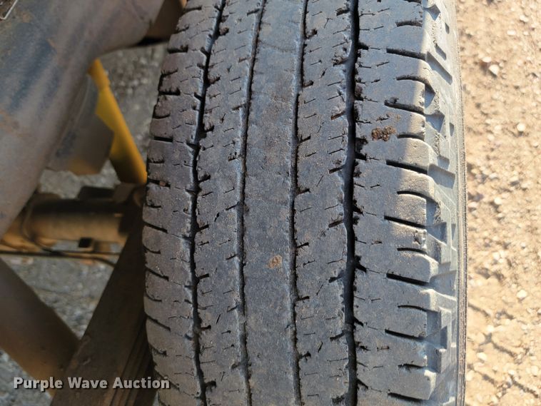 image for item KS9209 2002  Chevrolet Silverado 2500  Ext. Cab pickup truck