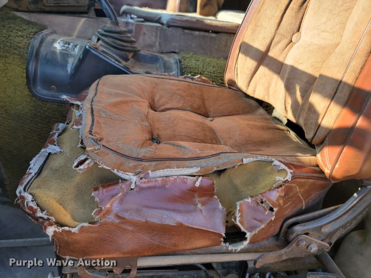 image for item KS9211 1982 International 9670 Eagle  semi truck