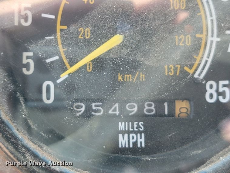 image for item KS9211 1982 International 9670 Eagle  semi truck