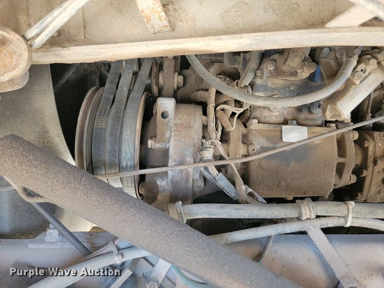 image for item KS9211 1982 International 9670 Eagle  semi truck