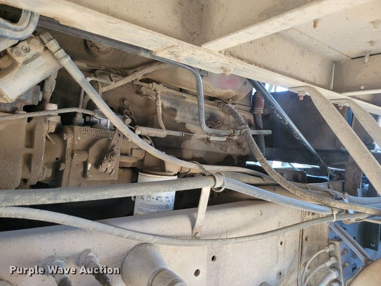 image for item KS9211 1982 International 9670 Eagle  semi truck