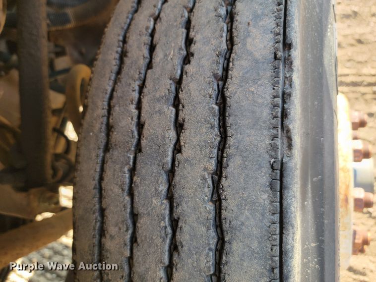 image for item KS9211 1982 International 9670 Eagle  semi truck