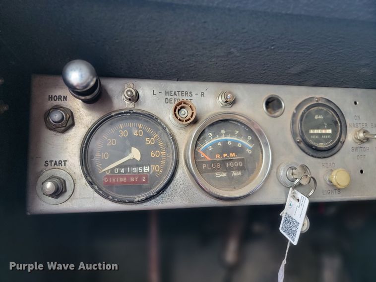 image for item KS9214 1966 Thiokol Snowcat 601  track carrier