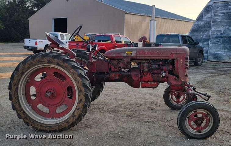 image for item KS9220 International McCormick Farmall FC  tractor
