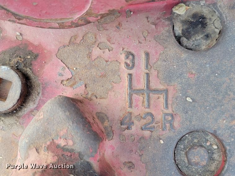 image for item KS9220 International McCormick Farmall FC  tractor