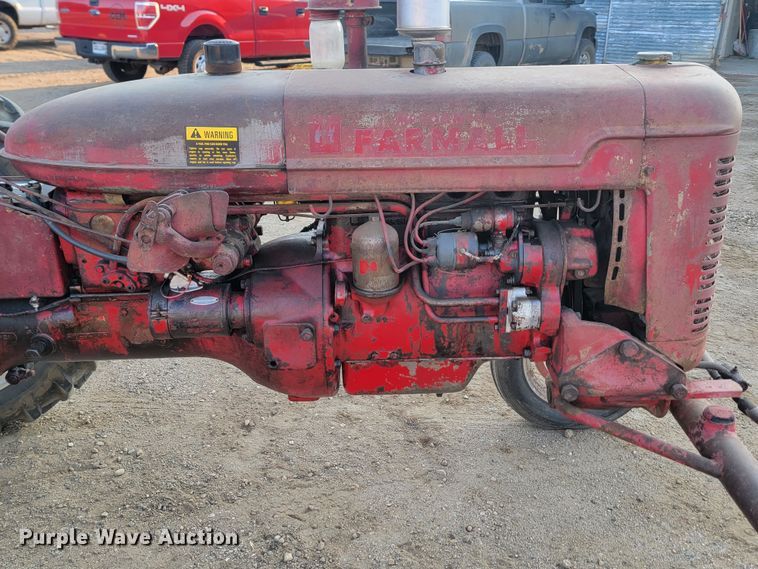 image for item KS9220 International McCormick Farmall FC  tractor