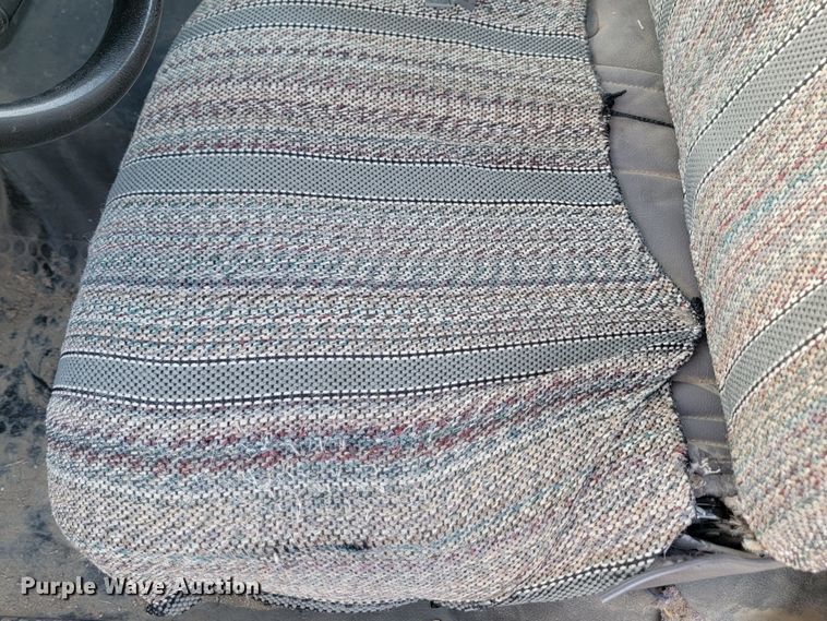 image for item KS9221 1996 Dodge Ram 1500  pickup truck