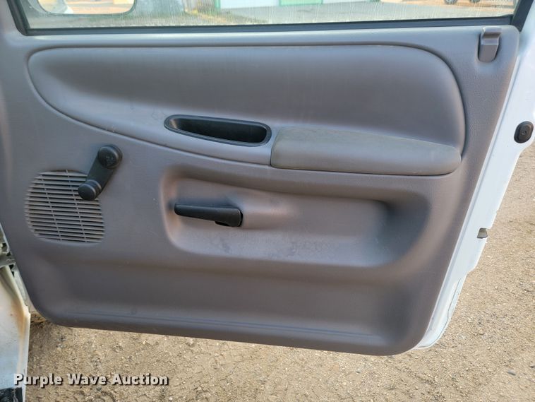 image for item KS9221 1996 Dodge Ram 1500  pickup truck