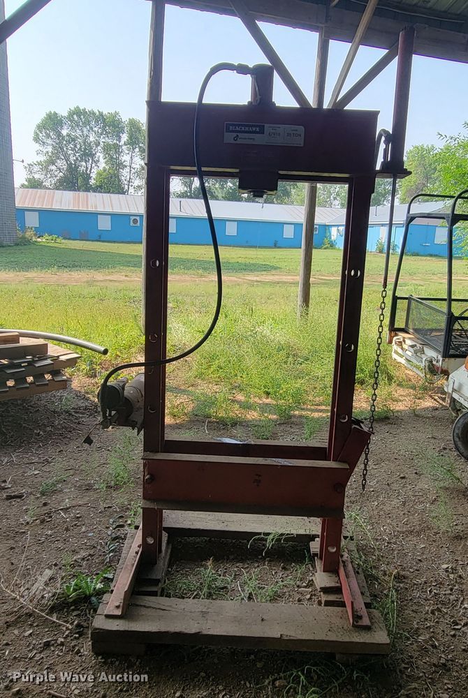 image for item KS9238 Black Hawk 67610  hydraulic press