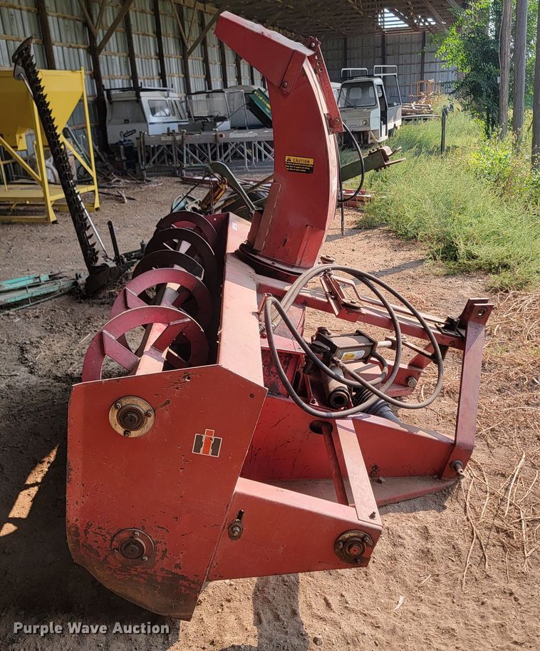 image for item KS9241 International 80  snow blower