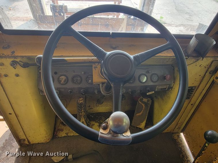 image for item KS9246 1971 Case W20  wheel loader