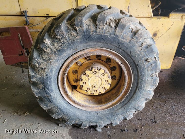 image for item KS9246 1971 Case W20  wheel loader