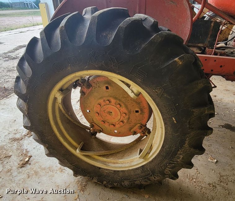 image for item KS9247 Allis-Chalmers WD  tractor