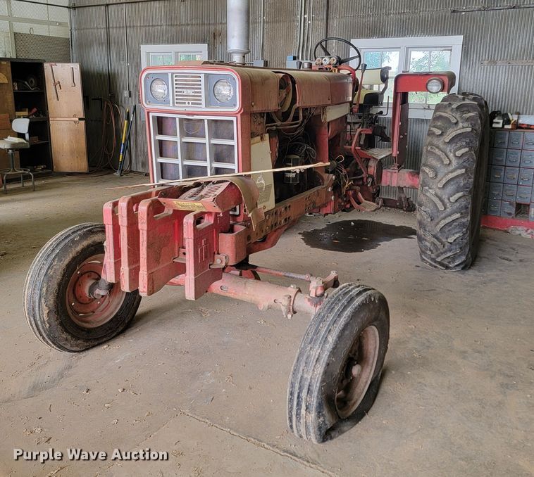 image for item KS9248 International Farmall 666  tractor