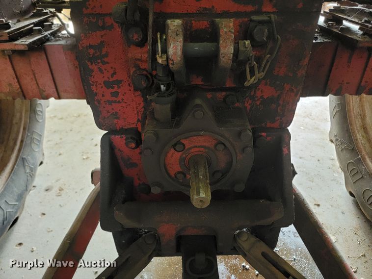 image for item KS9248 International Farmall 666  tractor